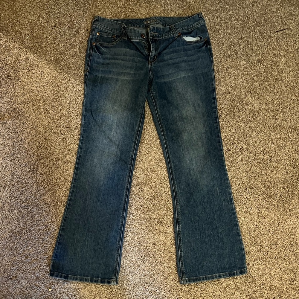 Women’s jeans dark wash size 11/12 short